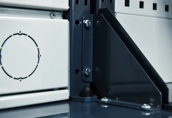 Верстак слесарный FBK 205.346-1 Верстак слесарный FBK 205.346-1